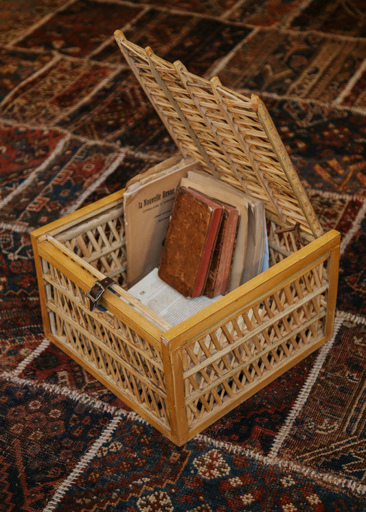 Sandou Crate with a Lid